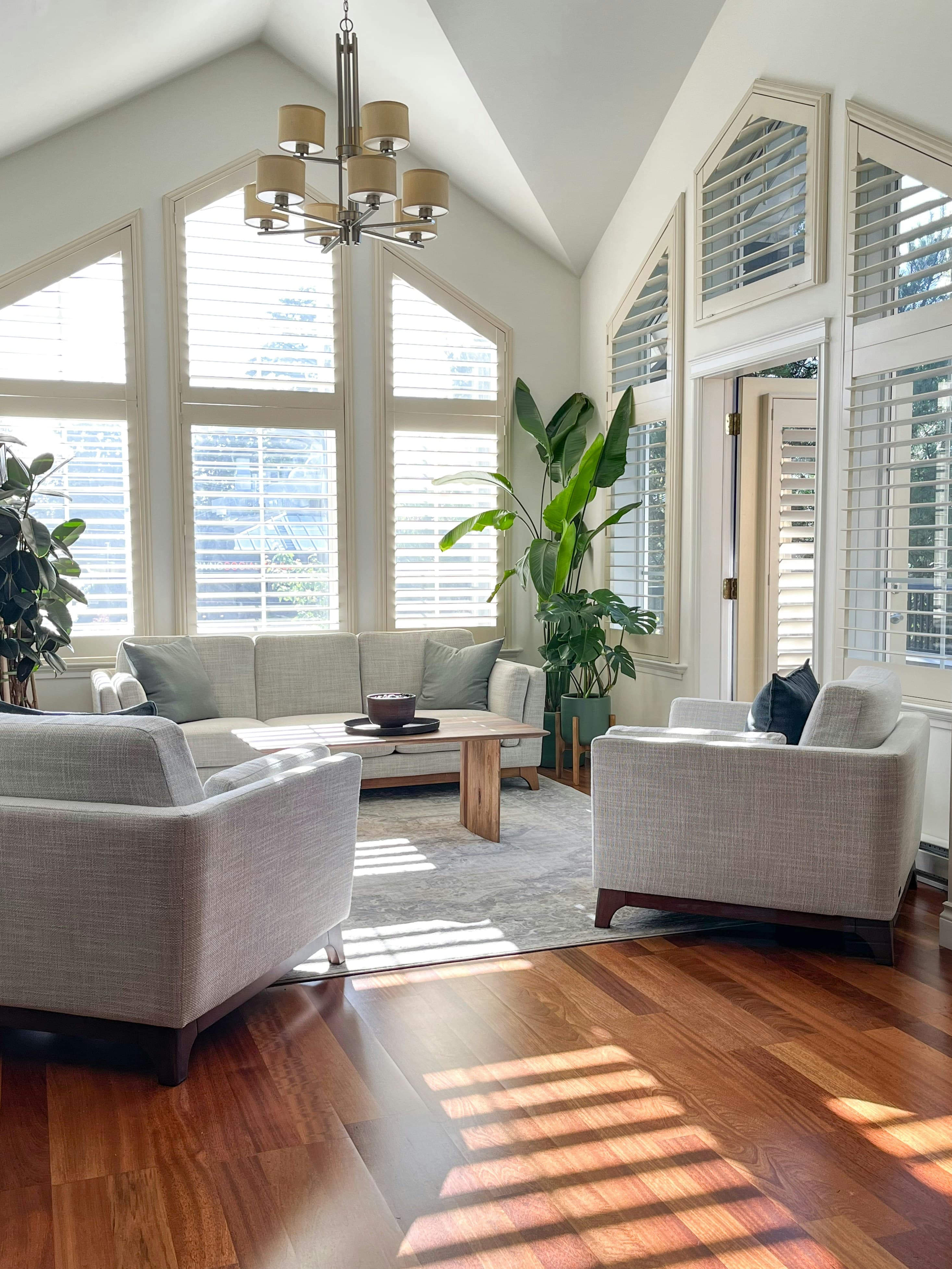 Residential window cleaning service